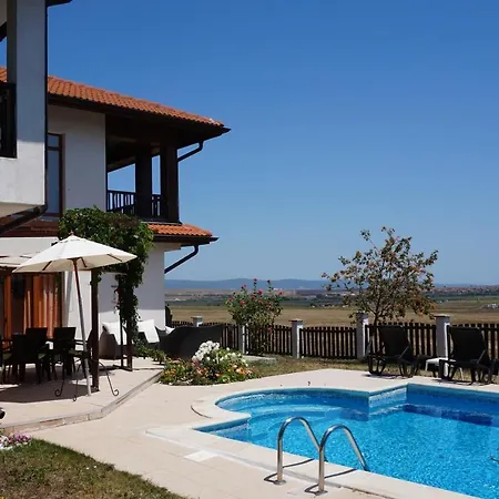 Villa Margeritha Floral Hills Club 3 Bedroom Mit Privat Pool & Sea View דירה *