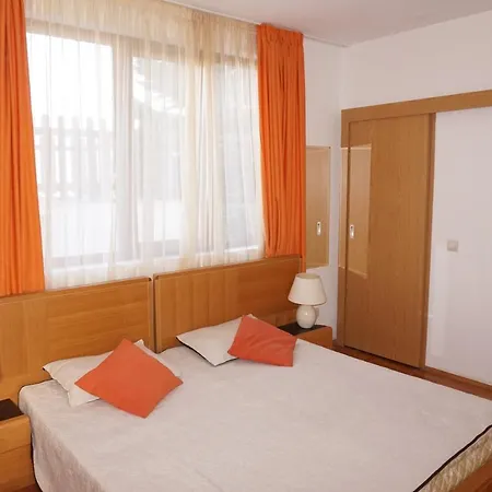Villa Margeritha Floral Hills Club 3 Bedroom Mit Privat Pool & Sea View Apartmán *
